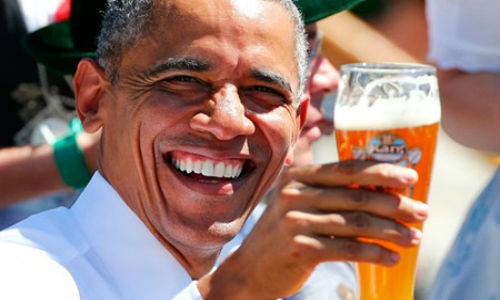 Obama uong mot vai bia truoc khi hop G7 de lam gi?